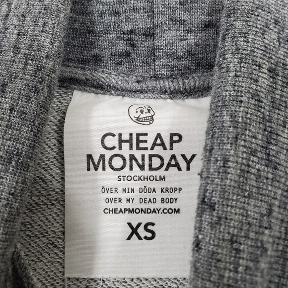 Cheap Monday Valid Sweat Grey Turtleneck s… - Picture 7 of 8